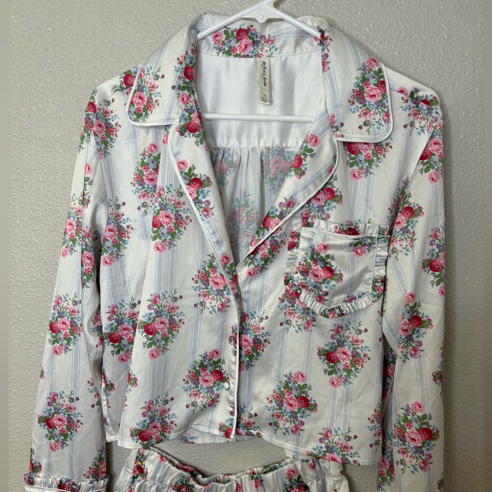 For Love and Lemons Lailah Pajama Set Sold Out Everywhere - Picture 3 of 7